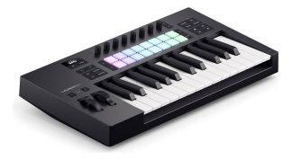 Novation Launchkey 25 Mk4 Controlador De Teclado Midi Usb