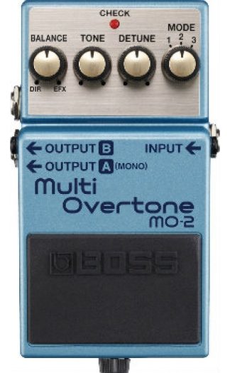Pedal Boss Multi Overtone Guitarra Tonos Mo2 Color Celeste
