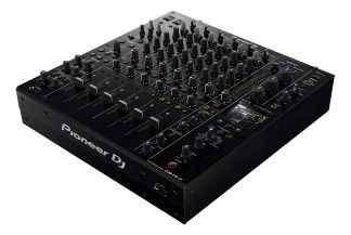 Mezcladora Para Dj Digital Pioneer Dj Djm-v10 Lf 0mw Color Negro