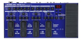 Boss Me-90b Pedal Multiefectos Para Bajo Eléctrico Color Azul