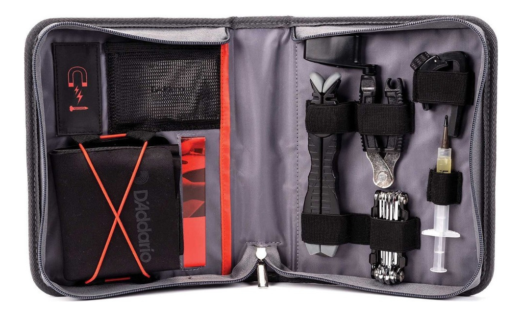 Kit Herramientas Para Guitarristas Planet Waves Pw-egmk-01 Maletín 7 Piezas