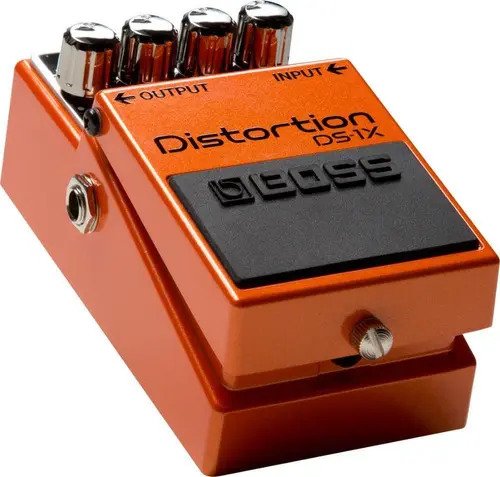 Pedal Boss Ds1x Distorsion De Guitarra Color Naranja